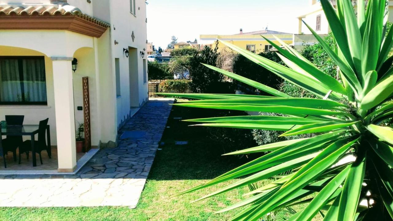 Bed&Breakfast Las Tortugas 2 Flumini di Quartu Exterior foto