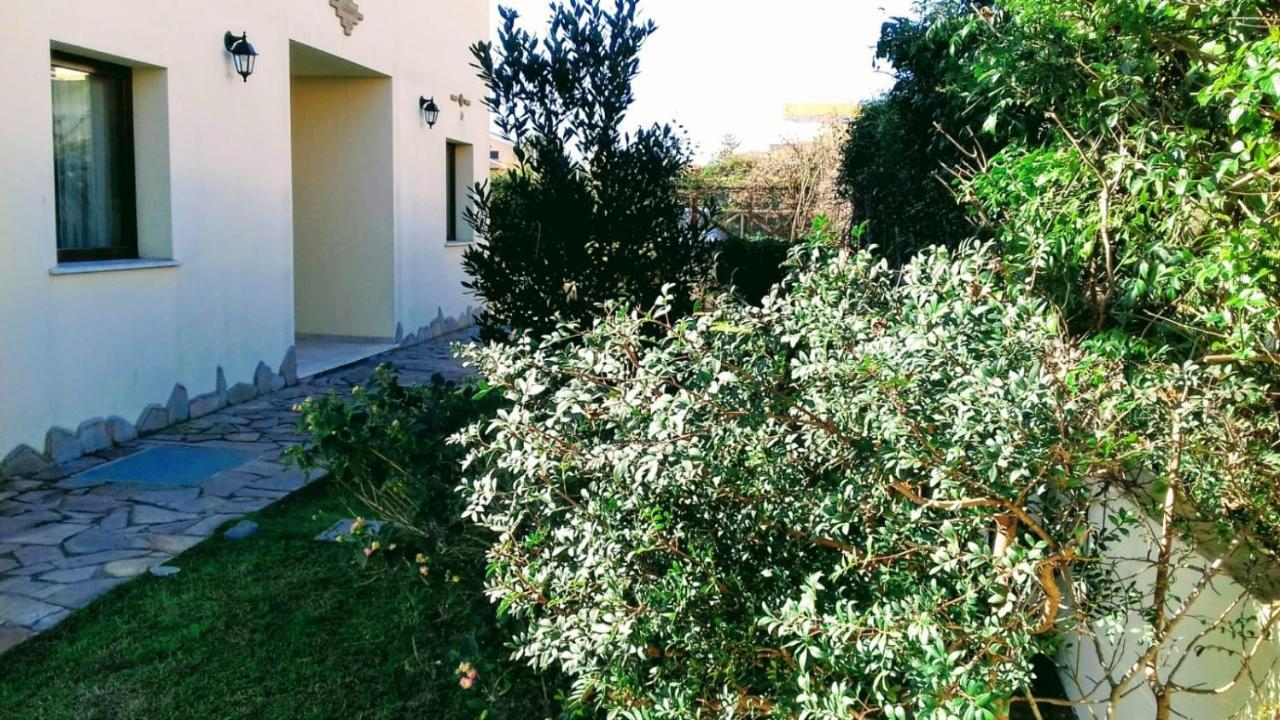 Bed&Breakfast Las Tortugas 2 Flumini di Quartu Exterior foto